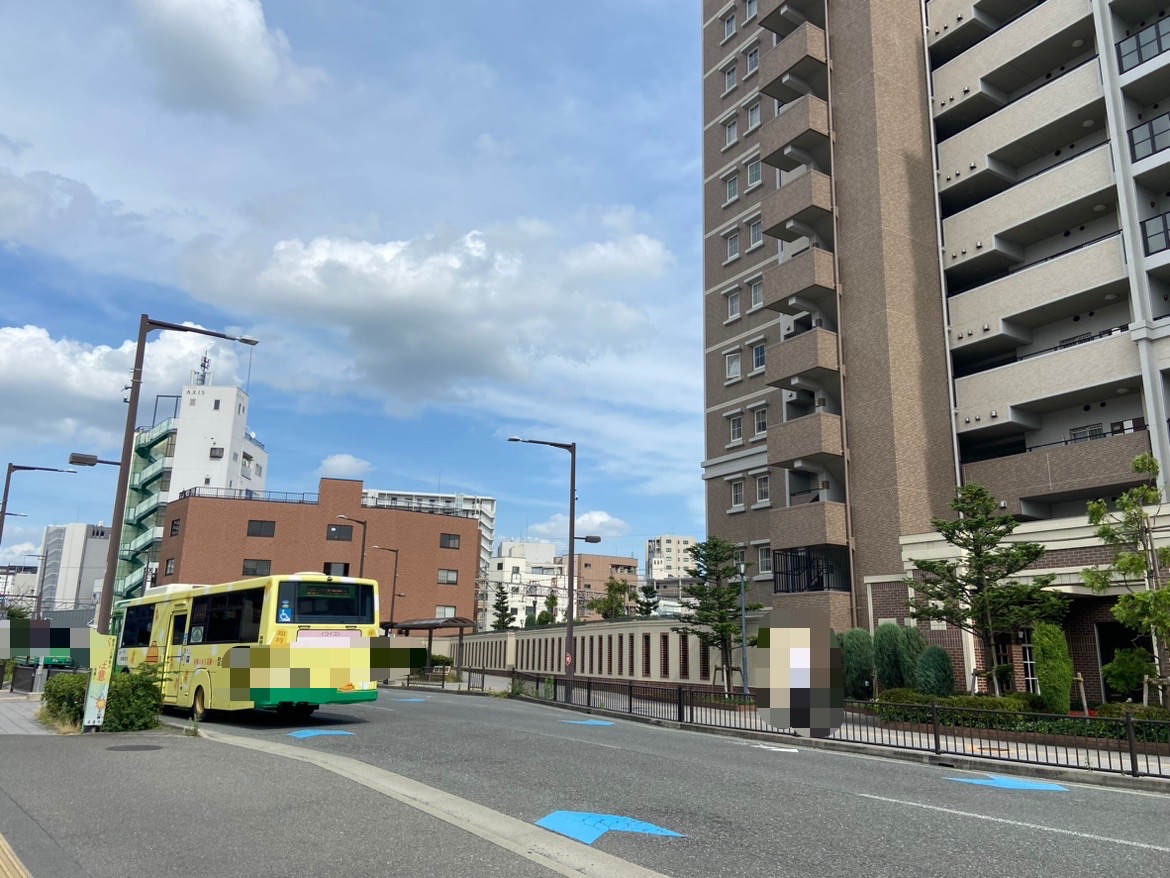 JR高槻駅方面