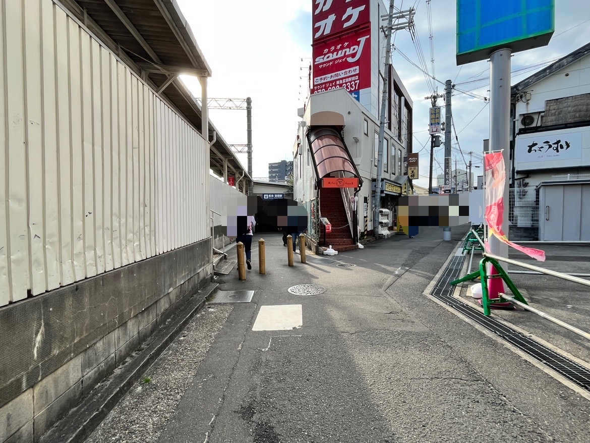 阪急駅前